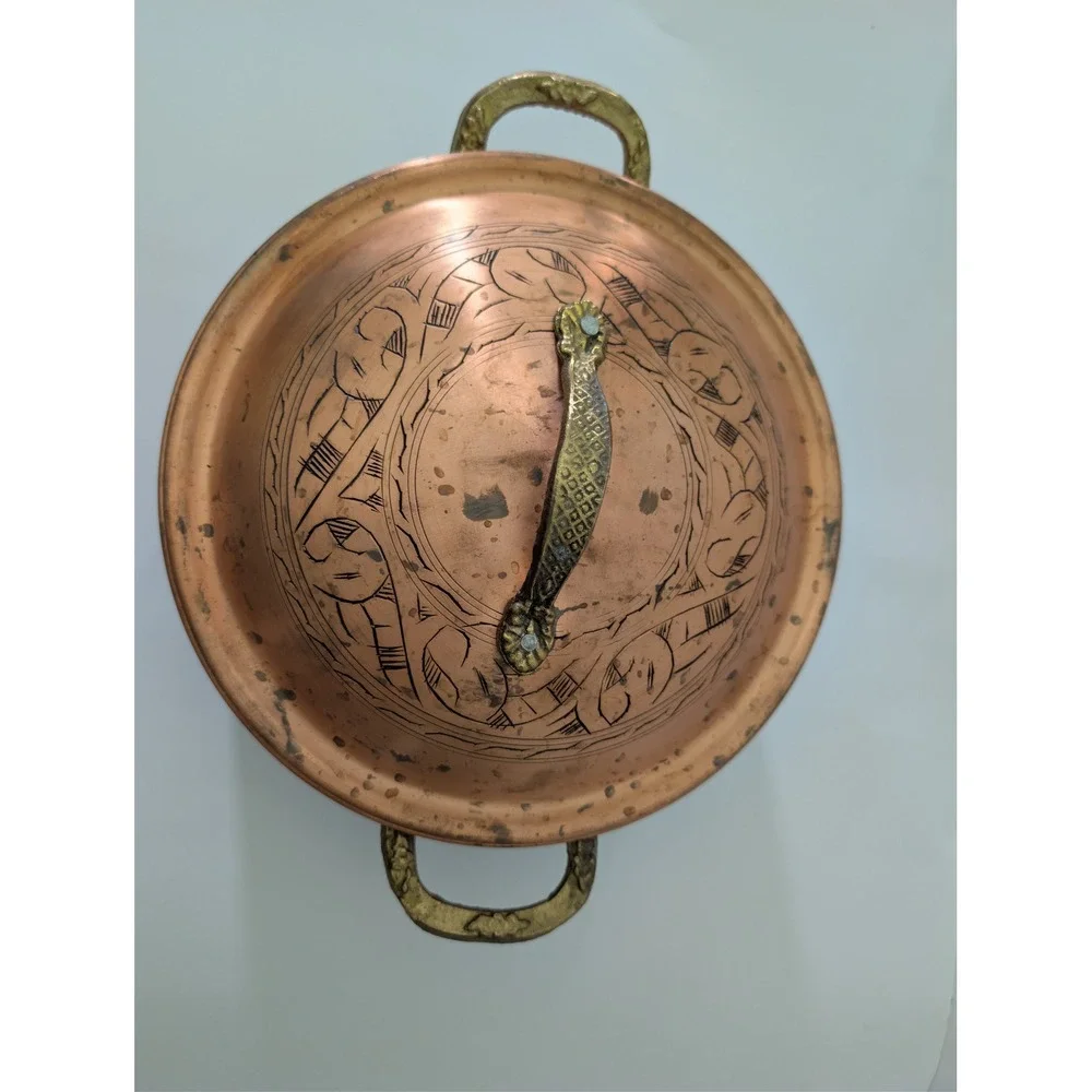 Vintage Vissmarta Hand Hammered Copper Pot Etched Floral Brass Handles Lid 9.5